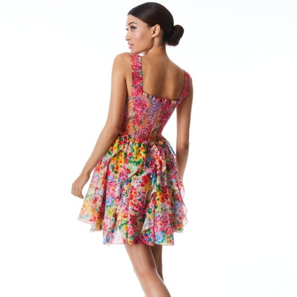 Alice + Olivia Jocelyn Smocked Mini Dress in Garden Floral Size 0 - Picture 2 of 5